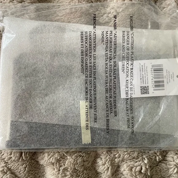 NWT Kate Spade Black Lucy Wristlet - Picture 5 of 5